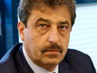 Цветан Василев: Защо решението на арбитражния съд във Вашингтон по делото, заведено от Суверенния фонд на Оман срещу България, не е публично, след като е такъв безспорен успех според правителството?